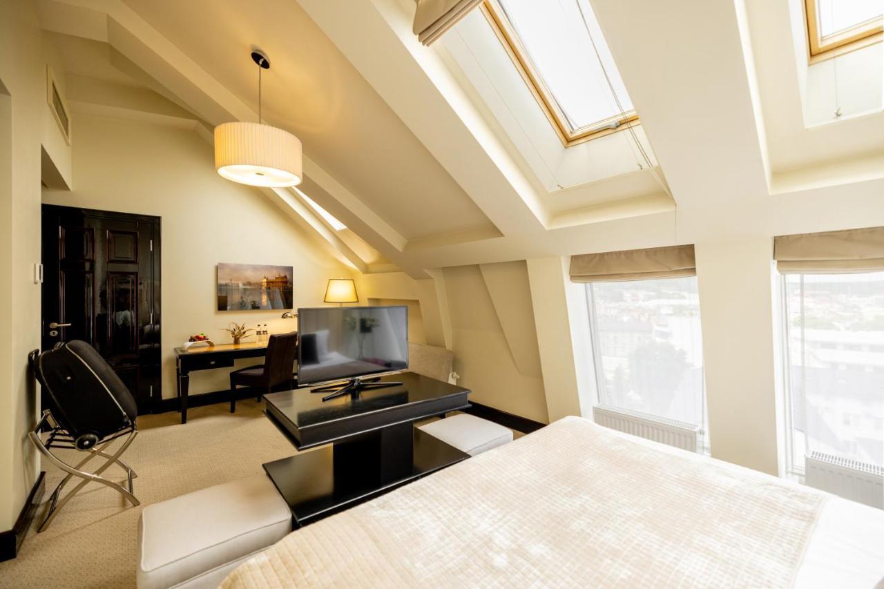 Astoria Hotel Λβιβ Εξωτερικό φωτογραφία