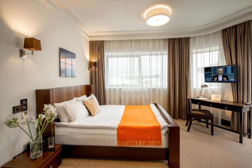 Astoria Hotel Λβιβ Εξωτερικό φωτογραφία