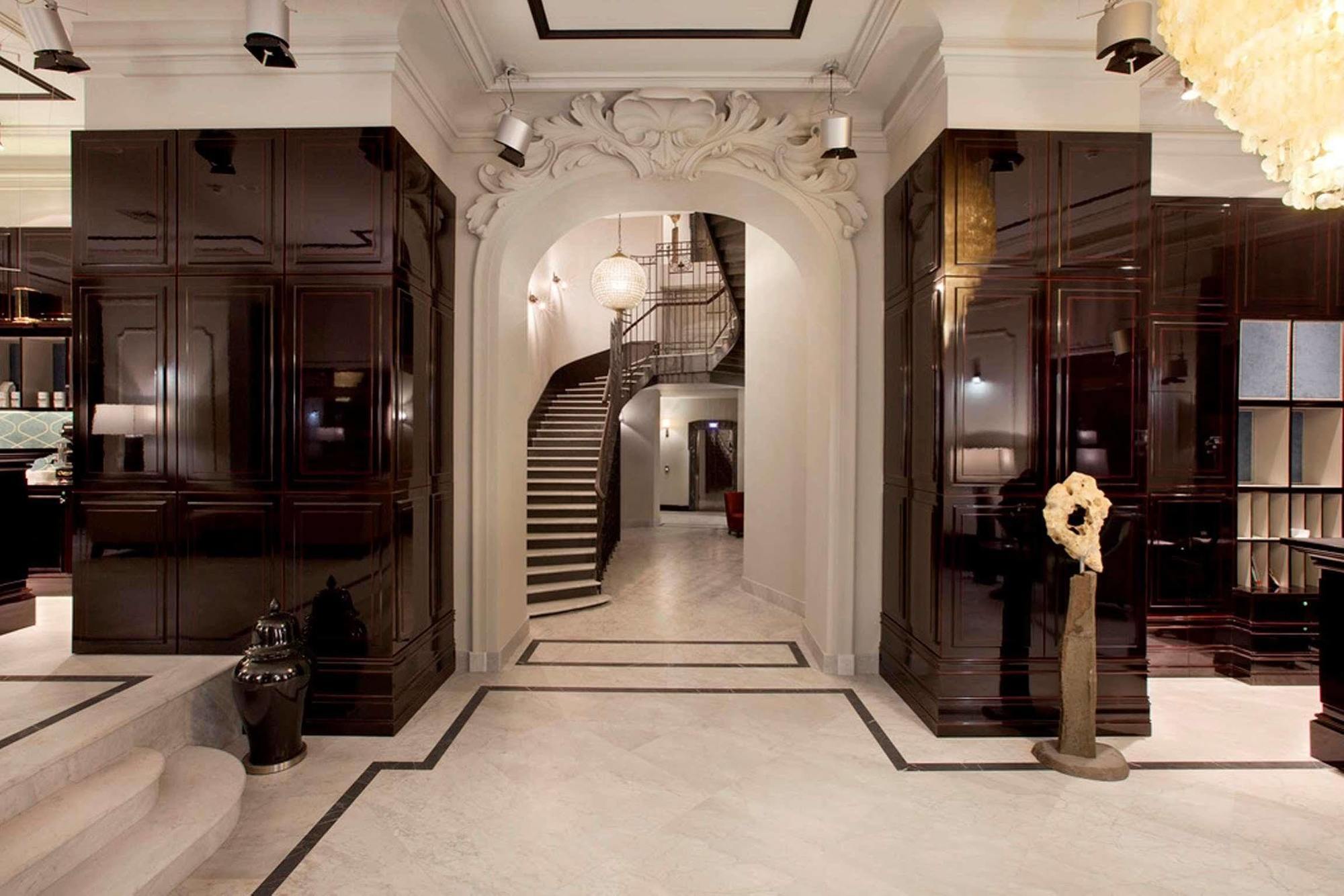 Astoria Hotel Λβιβ Εξωτερικό φωτογραφία